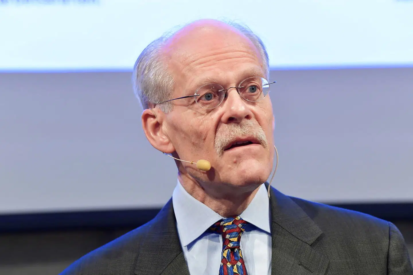 Den svenske centralbankdirektør, Stefan Ingves, overraskede de fleste, da han torsdag meldte ud, at styringsrenten stiger allerede nu.