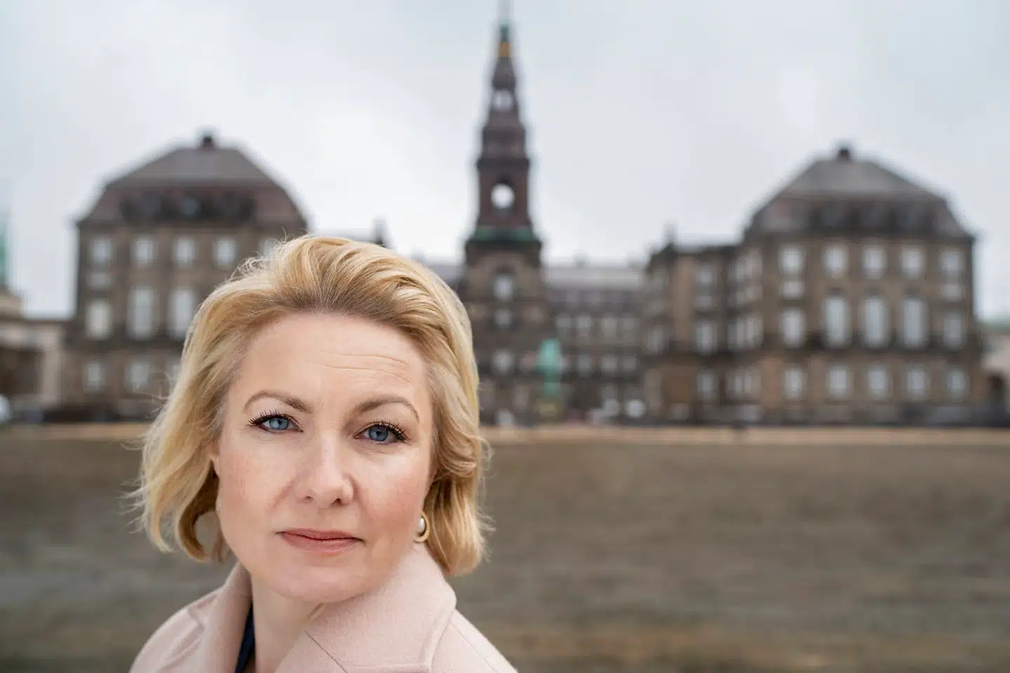 Det er ikke til at opstøve et politisk svar på Christiansborg og omegn om den digitale udvikling i Danmark, og det er forstemmende, mener Amalie Lyhne