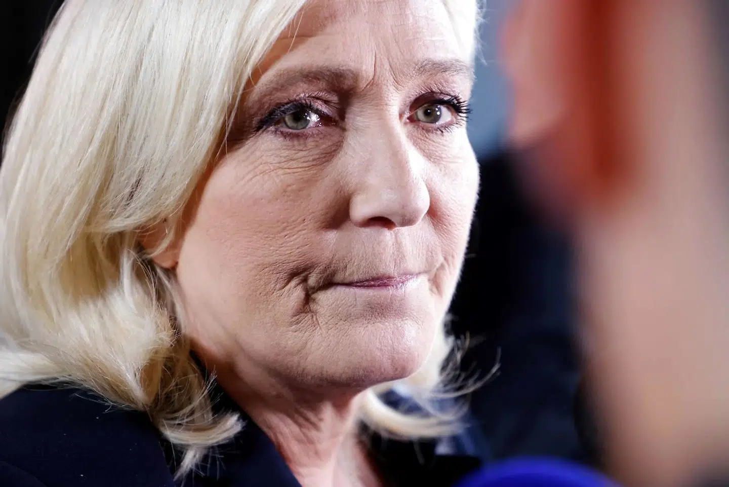 Marine Le Pen var mellemfornøjet efter onsdagens vigtige tv-debat. Hun havde klaret sig langt bedre end under den katastrofale udgave for fem år siden, men Emmanuel Macron havde flere gange sendt hende i tovene.