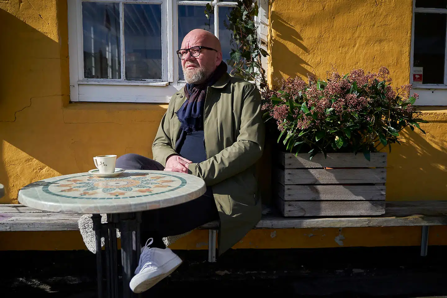 Medmindre overboens penthouse bliver ledig på et tidspunkt, har Lars Hjortshøj ingen planer om at flytte fra Christianshavn – som han da også lige er flyttet til.