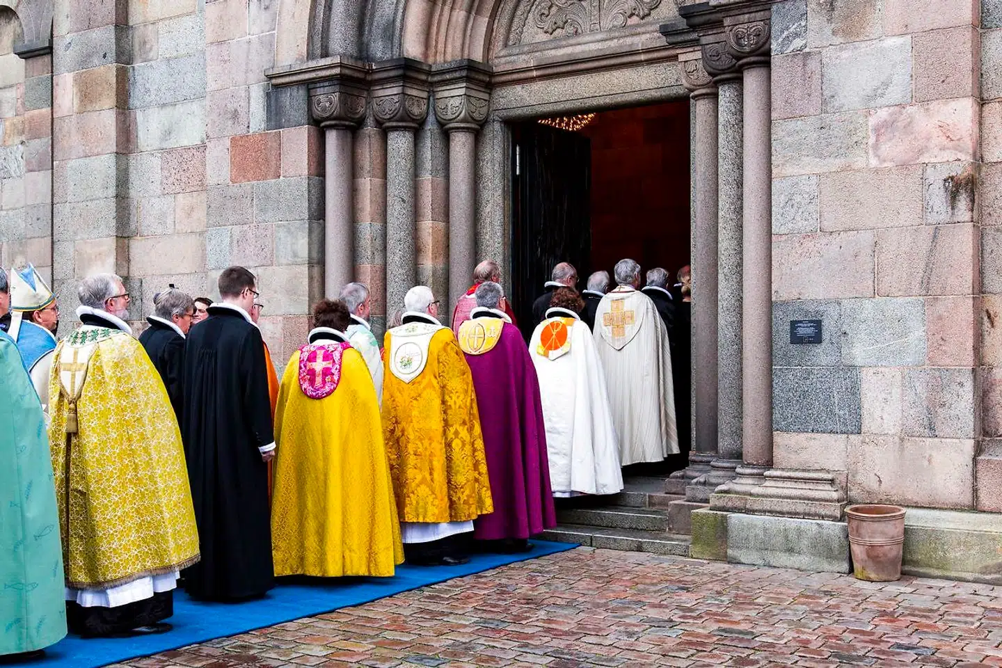 Toppen af folkekirken advarer nu i skarpe vendinger imod regeringens planer om flyve asylsøgere til et sted uden for Europa. Arkivfoto: Agata Lenczewska-Madsen/Ritzau Scanpix