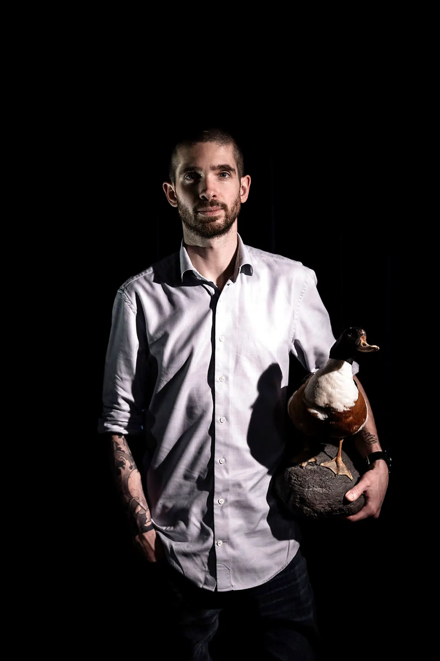 »Det har taget mig lang tid at forstå, hvordan man får det bedste ud af folk. Vi har brugt lang tid på at tænke på, hvad vores formål er. Hvorfor vi har denne her restaurant. Vi er kun fire i restauranten til godt 10 gæster. Hvis vi vil vokse som restaurant, skal alle have det godt,« siger Alan Bates. Restauranten holder lukket lørdag, søndag og mandag, så de fire også kan holde weekend.