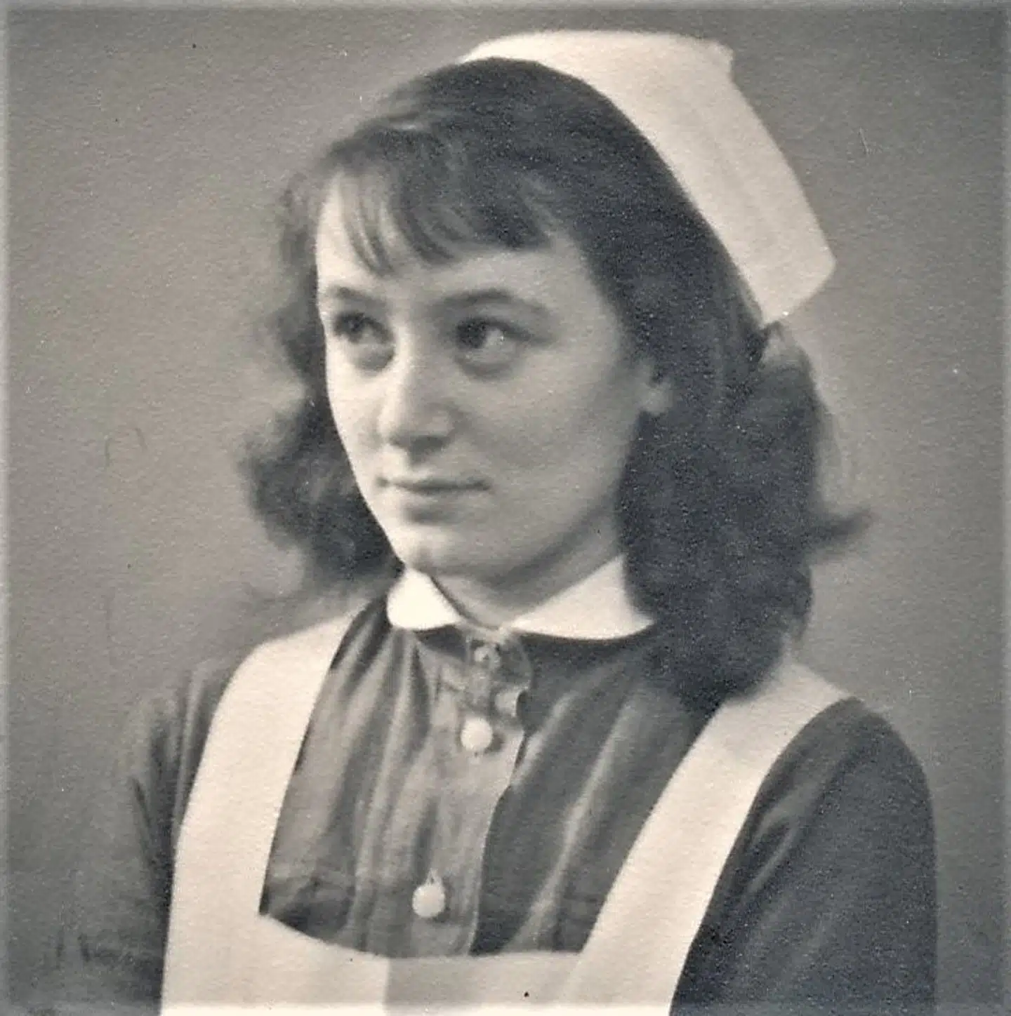 Inge Hagen deltog ikke i egentlige sabotageaktioner, men var på alle mulige måder aktiv. Hun havde det uheld at blive taget til forhør af Gestapo efter en ransagning på hospitalet, hvor hun arbejdede,