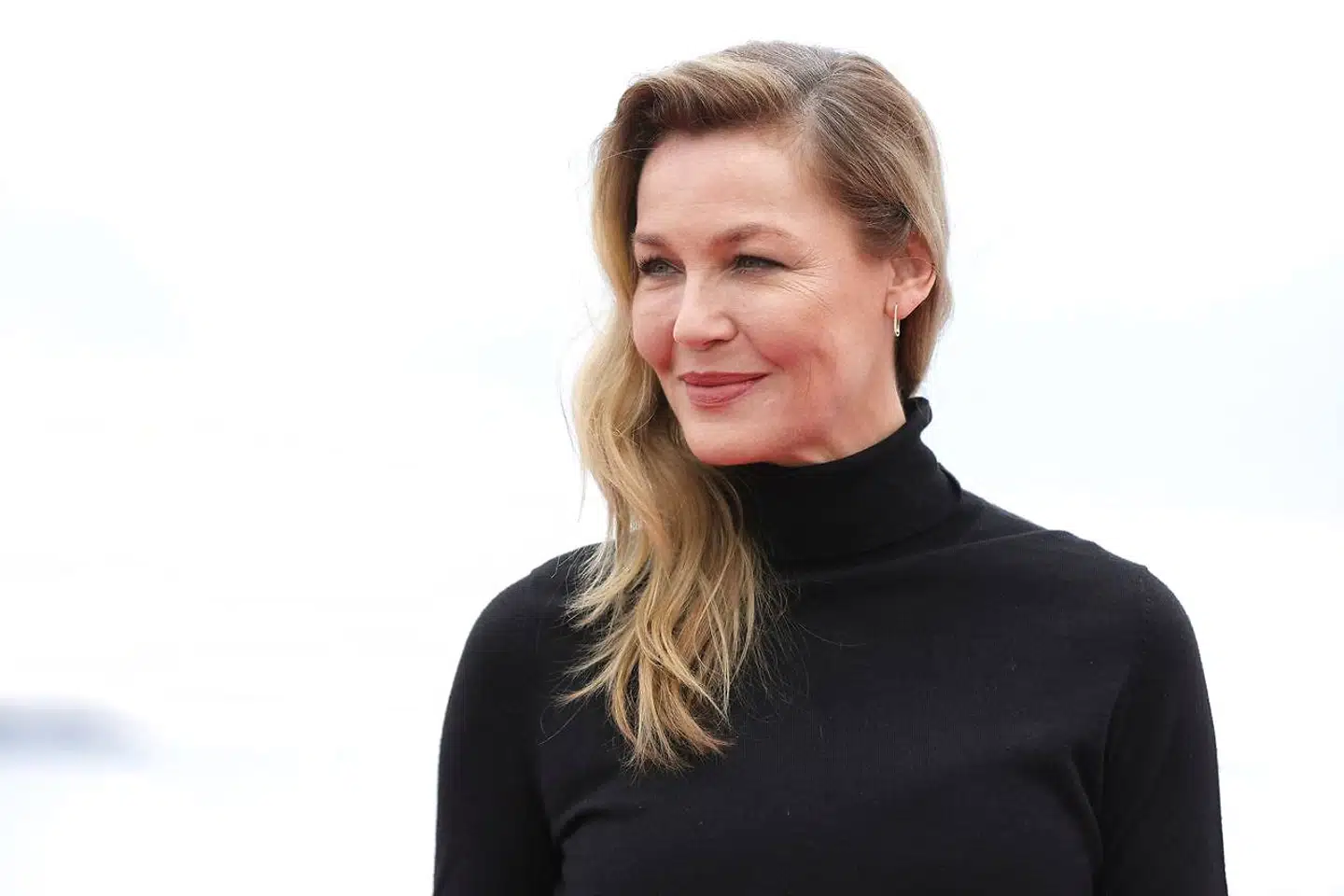 Connie Nielsen spiller Blixen i den nye miniserie »The Dreamer: Becoming Karen Blixen«, en dansk tvserie i seks dele på streamingtjenesten Viaplay, og hendes præstation i serien er af filmselskabet beskrevet som som helt anderledes end eksempelvis Meryl Streeps Oscar-nominerede version i »Mit Afrika«.