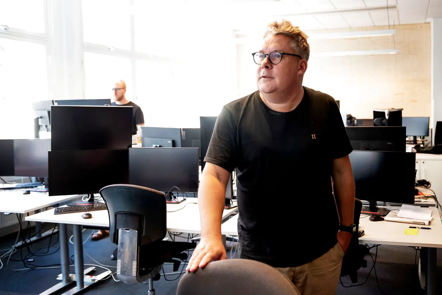 Simon Andersen blev ansat som programdirektør og ansvarshavende chefredaktør på 24syv i efteråret 2021. Han kom fra en stilling som nyhedschef på Berlingske.