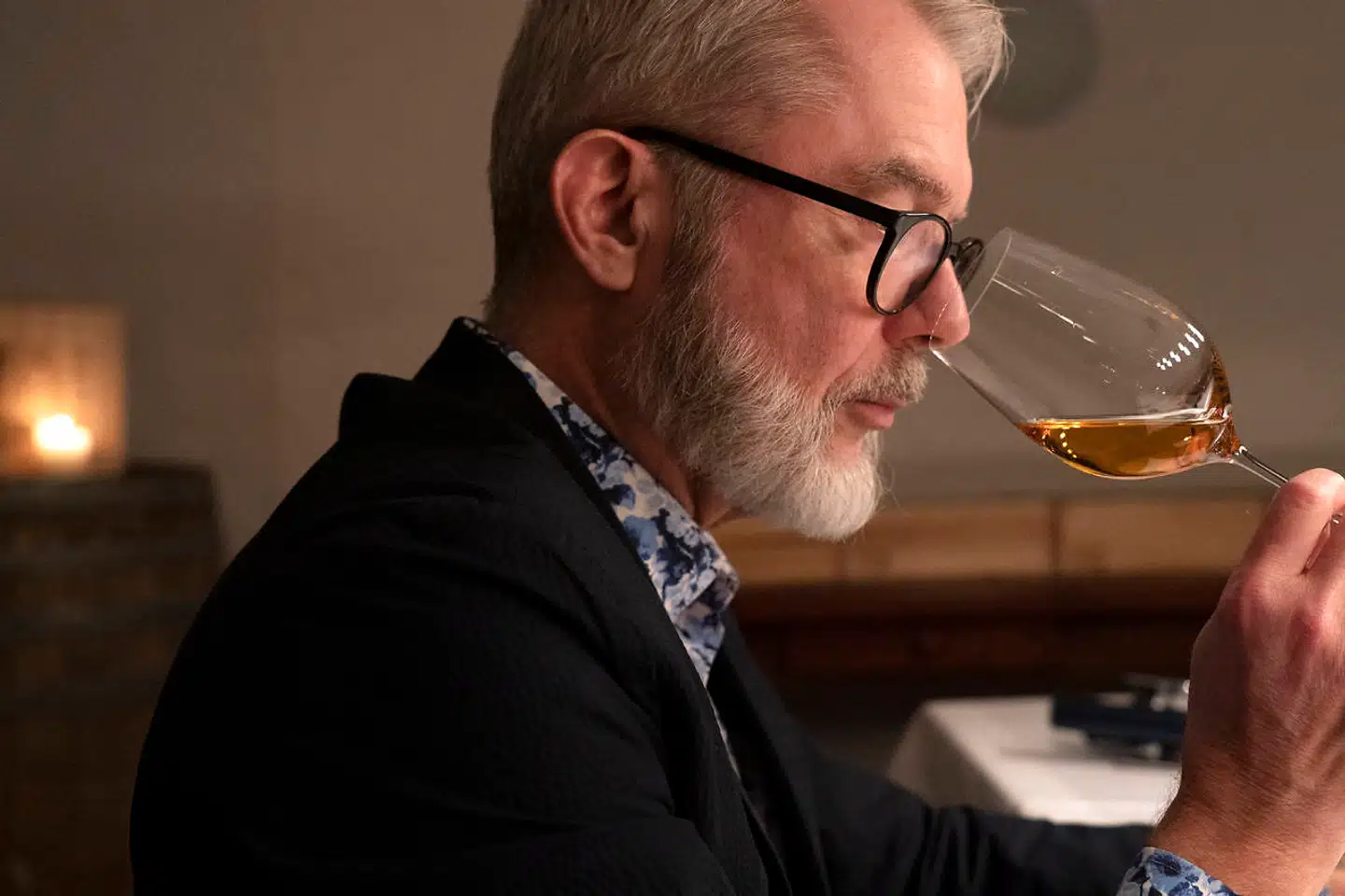 2019 var ung og 1989 for varm, mens 1999 var perfekt, osende af botrytis. Søren Frank smager Chateau d'Yquems.