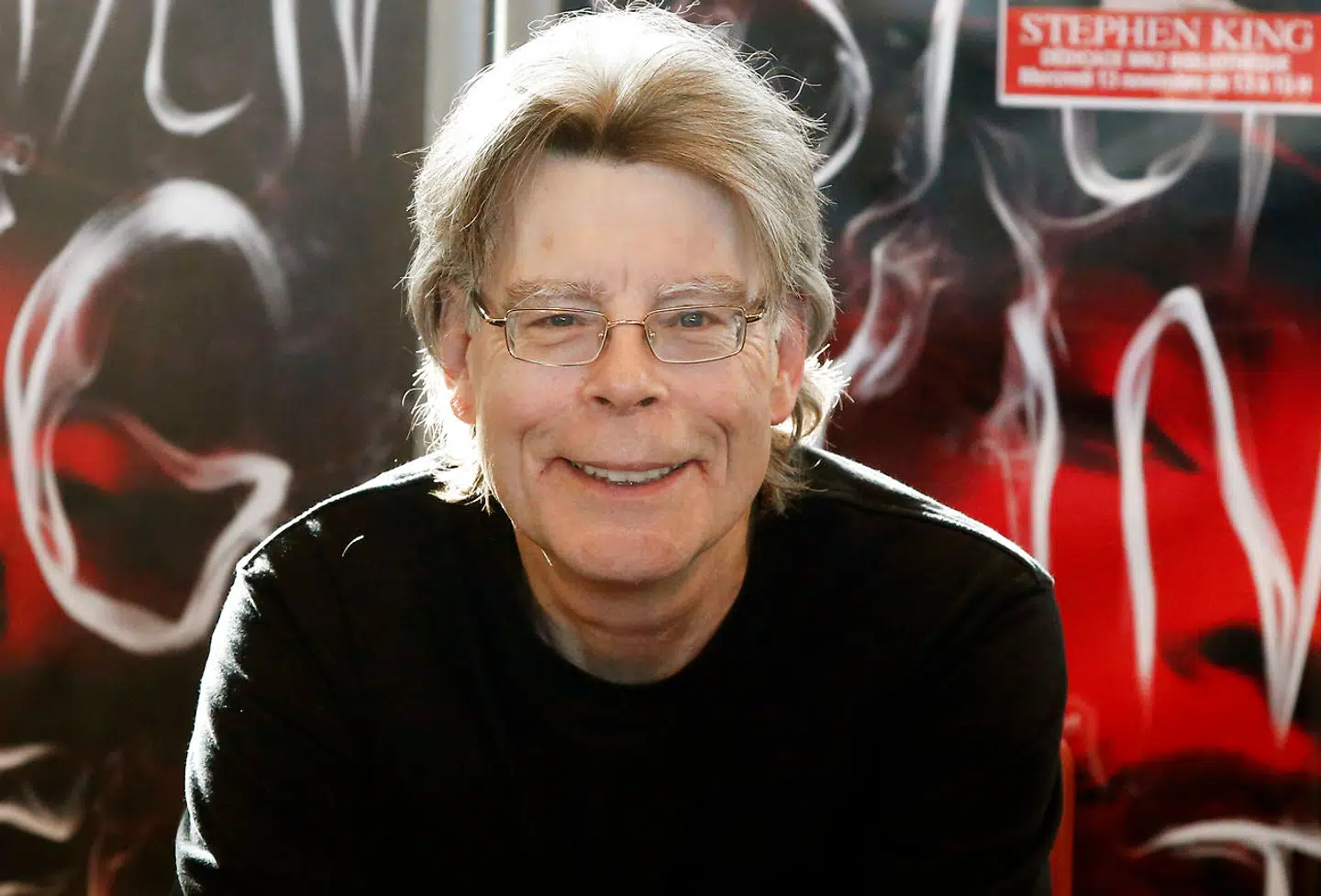 Den storsælgende forfatter Stephen King taler her under en promotion-tur i Frankrig i 2013.