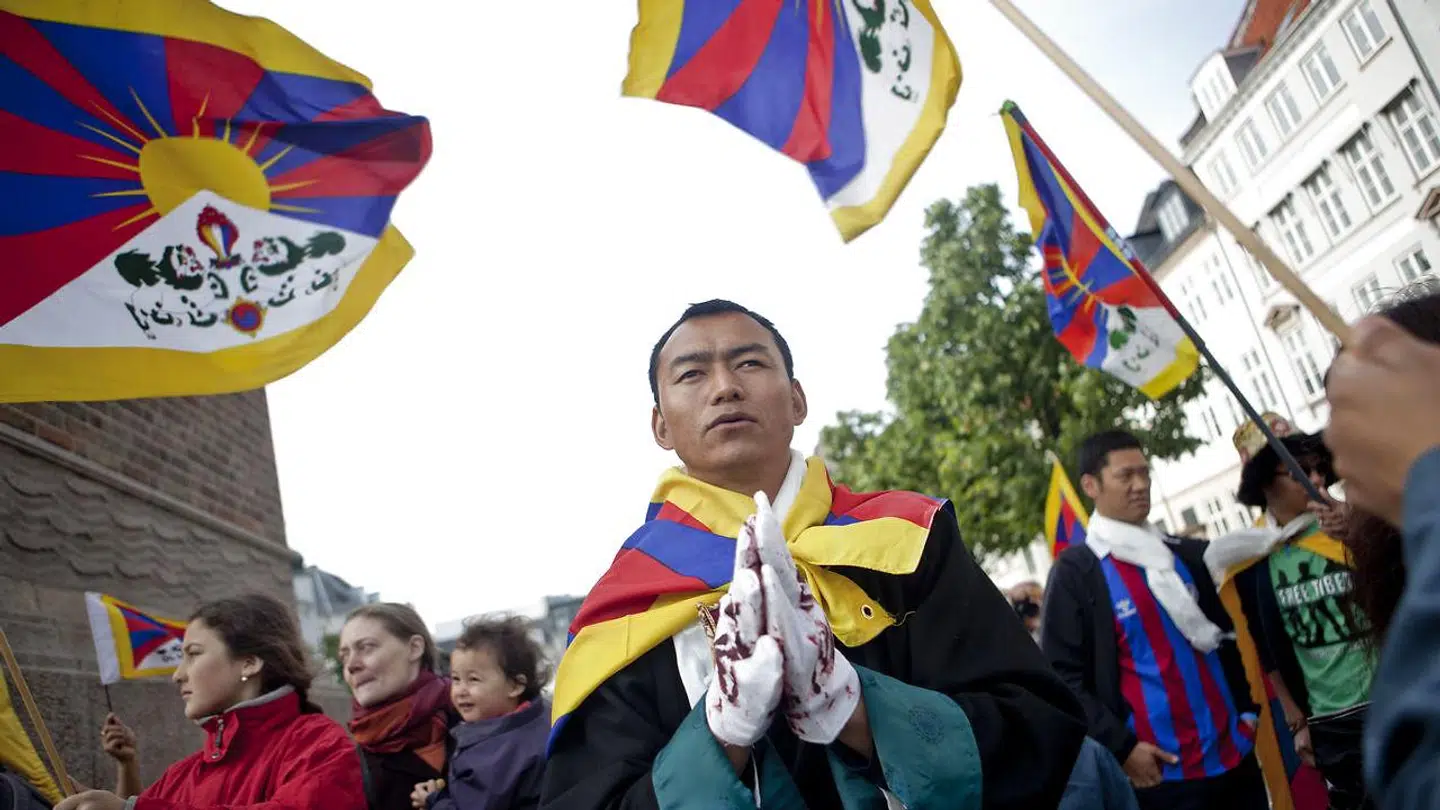 Arkivbillede fra en af de demonstrationer mod Kinas menneskerettighedsovertrædelser over for Tibet, hvor demonstranters rettigheder i 2012 blev krænket af politiet.