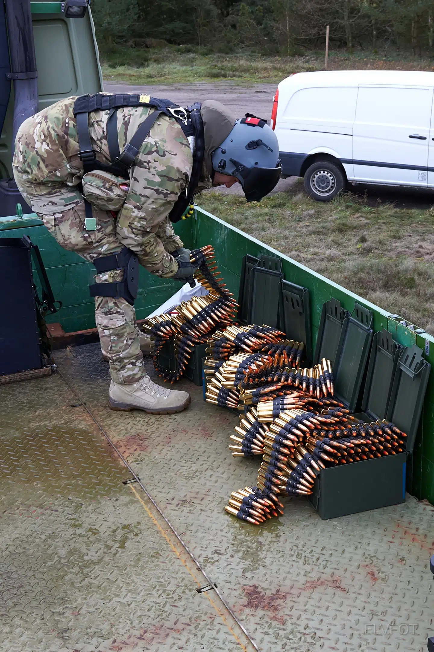 Soldater og eksperter kritiserede mandag i Berlingske, at der mangler ammunition i Forsvaret. De, som skal bruge ammunition til taktiske øvelser, kan få det, men der bliver færre ture på skydebanen.