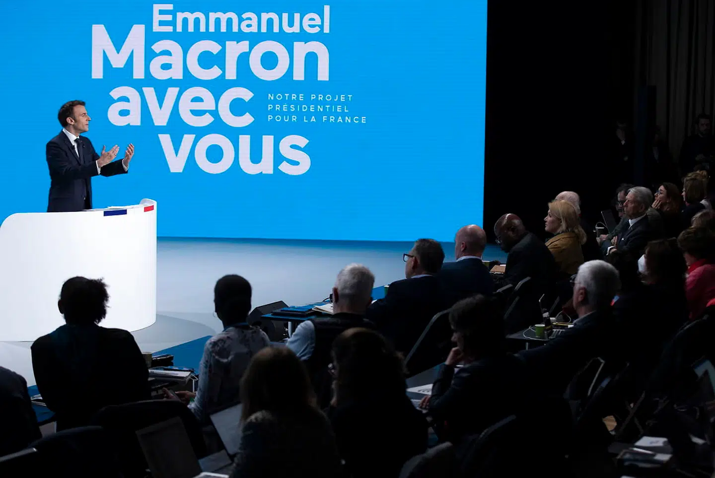 Den franske præsident præsenterede torsdag sit valgprogram på et fire timer langt pressemøde.