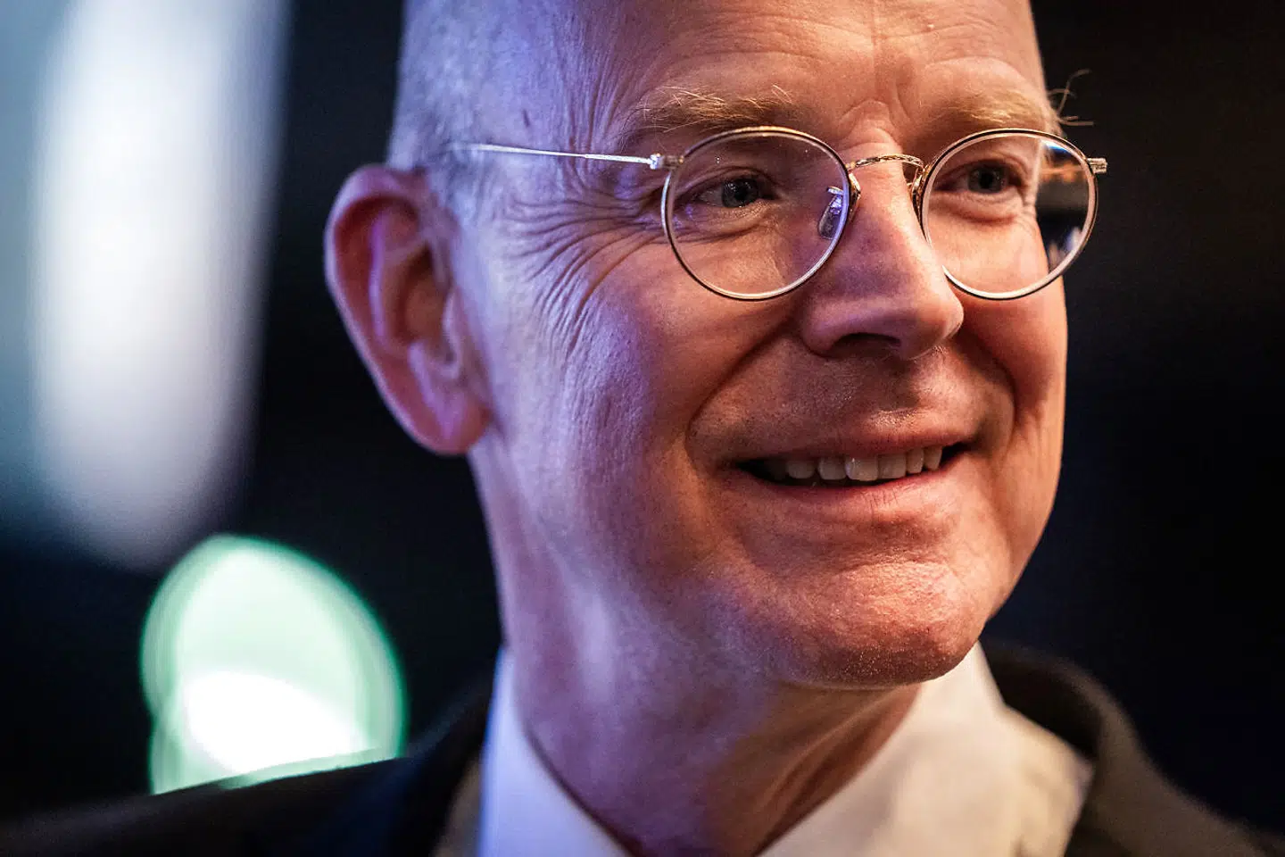 Martin Blessing overtager posten som formand for Danske Bank efter Karsten Dybvad. Han er bankmand helt ind til benet og har tidligere været blandt andet administrerende direktør for tyske Commerzbank.