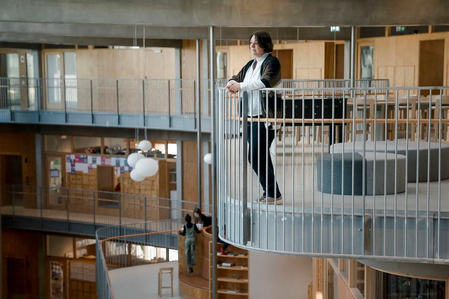 »Der er sket noget under corona. Man har fået øje på, at livet handler om andet end bare at få et job. Man tager sig god tid til at vælge lige præcis den stilling, der passer til en selv og ens familieliv,« vurderer Maria Bælum Mauria, der er skoleleder på Kalvebod Fælled Skole i Ørestad i København.