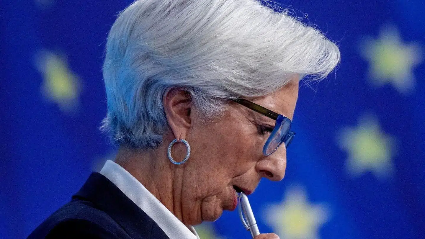 Chefen for Den Europæiske Centralbank, Christine Lagarde, er endt i en kattepine, som er blevet forstærket af Ruslands invasion af Ukraine. Der er ingen nemme løsninger.