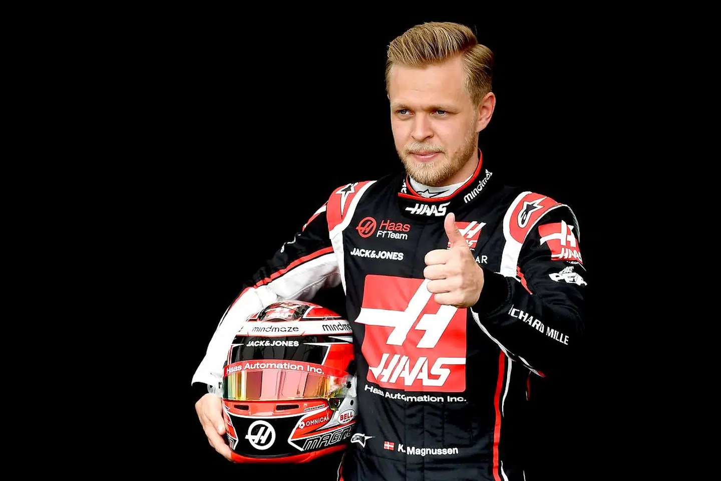 Kevin Magnussen er tilbage i sædet hos Haas.