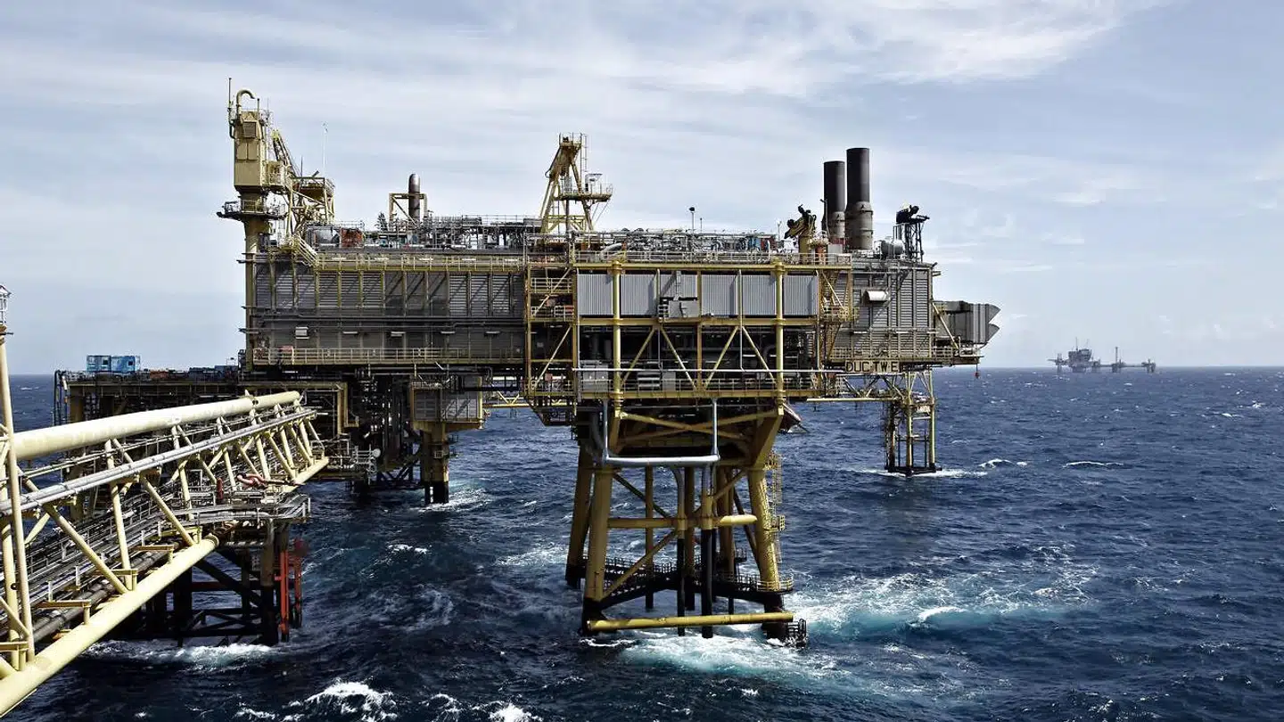 Et glemt dansk gasfelt skønnes at kunne være tre gange så stort som Tyra-feltet (billedet) og dermed at kunne levere store mængder af den eftertragtede gas, så Danmark kan slippe fri af det russiske greb.