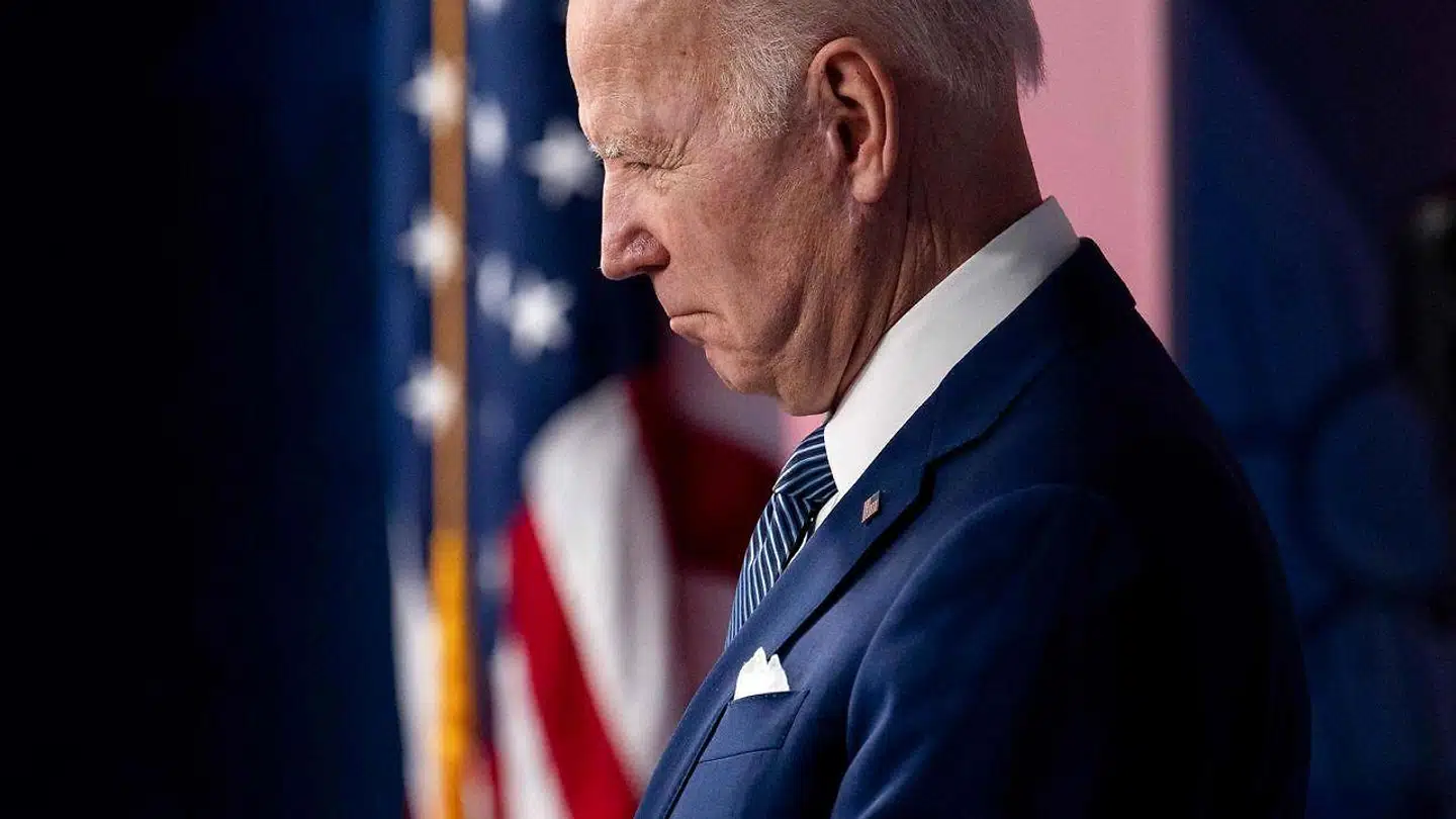 USAs præsident, Joe Biden, spiller ikke kun en nøglerolle i Vestens indsats over for Ruslands invasion af Ukraine, men skal også med vold og magt forsøge at få olieprisen ned for at mindske den økonomiske pris.