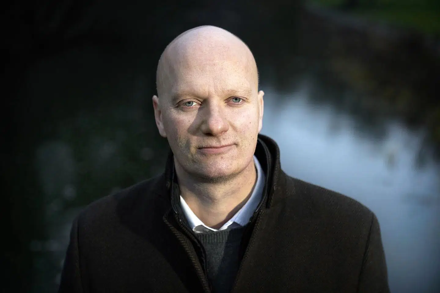 »Man skal imidlertid også huske, at nationalisme er en partikulær identitet. Det betyder, at det, der er godt for andre, kan være dårligt for os. Russernes stolthed over genrejsningen af Moder Rusland er godt for russerne, men deres aggressive selvhævdelse er dårlig for andre,« skriver Kasper Støvring.