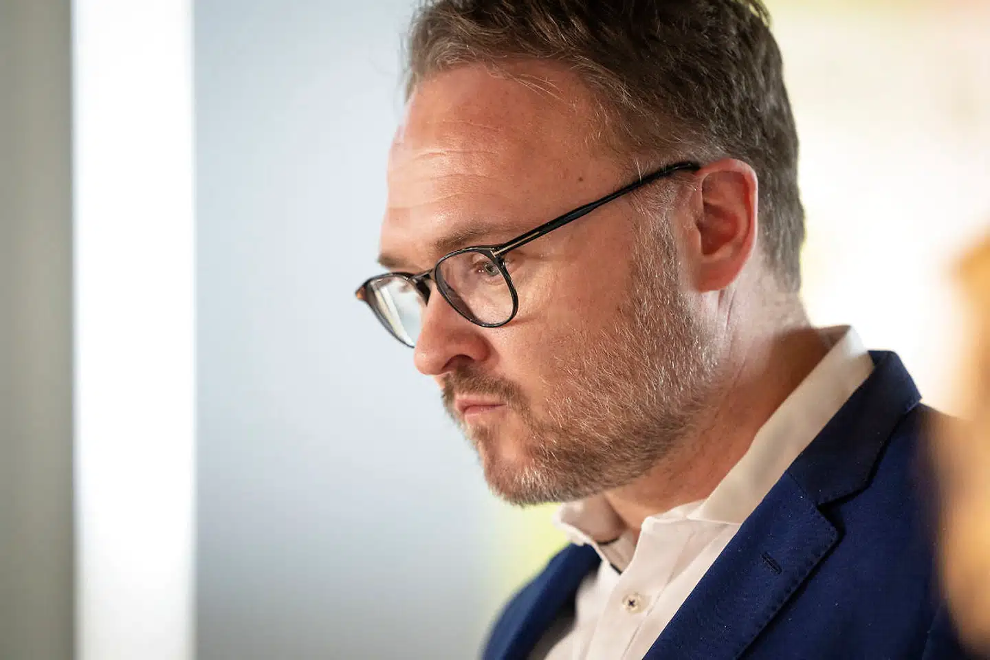 Klima-, energi- og forsyningsminister Dan Jørgensen er under pres for at lukke for den russiske gas som reaktion på Ruslands krig i Ukraine. Men det er lettere sagt end gjort.