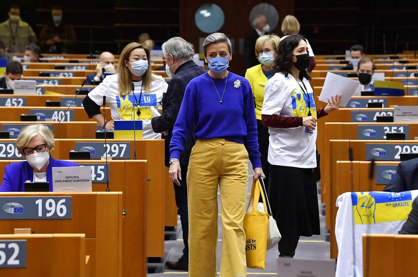 Margrethe Vestagers kabinet i EU-Kommissionen oplyser til Berlingske, at man er klar til at bruge den fulde fleksibilitet i statsstøtteværktøjskassen til at støtte virksomheder og sektorer, der er hårdt ramt af den aktuelle geopolitiske udvikling.