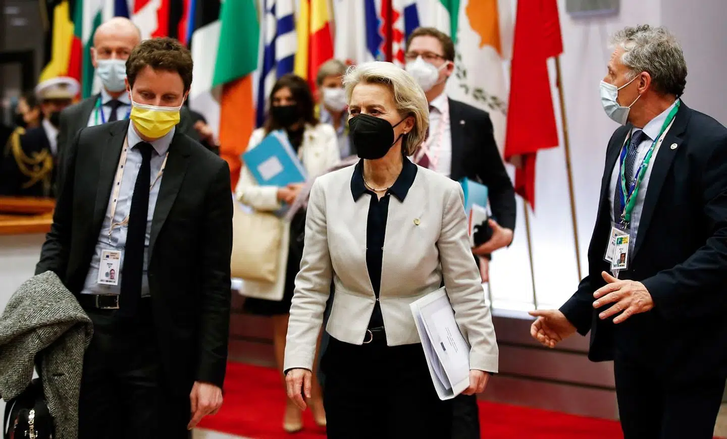 EU-Kommissionens formand, Ursula von der Leyen, har ført mange og lange diskussioner de seneste par dage. EU har nærmest dagligt optrappet sanktionerne imod Rusland.