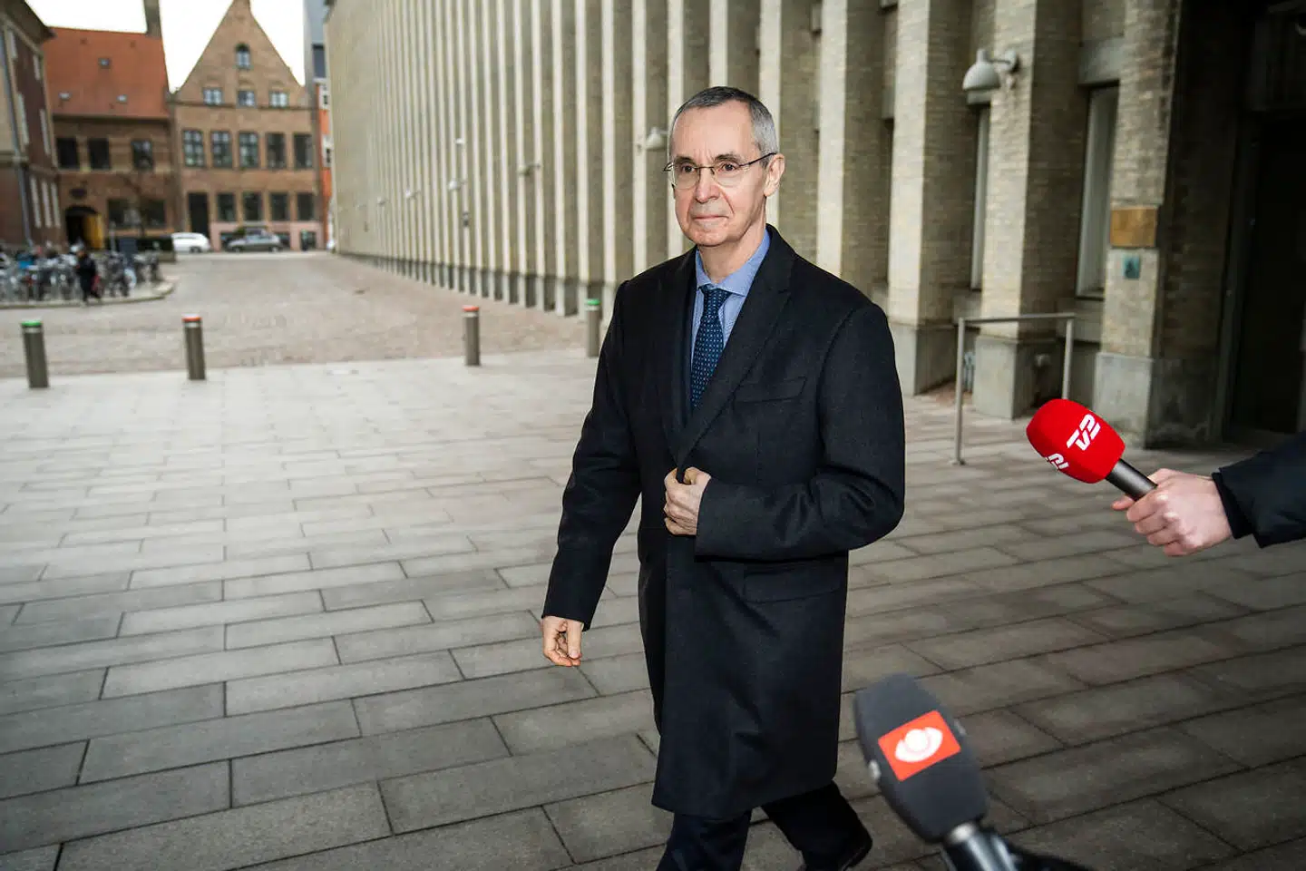 Ruslands ambassadør i Danmark, Vladimir Barbin, var torsdag kaldt til en formanende samtale i Udenrigsministeriet med departementschef Jesper Møller Sørensen.