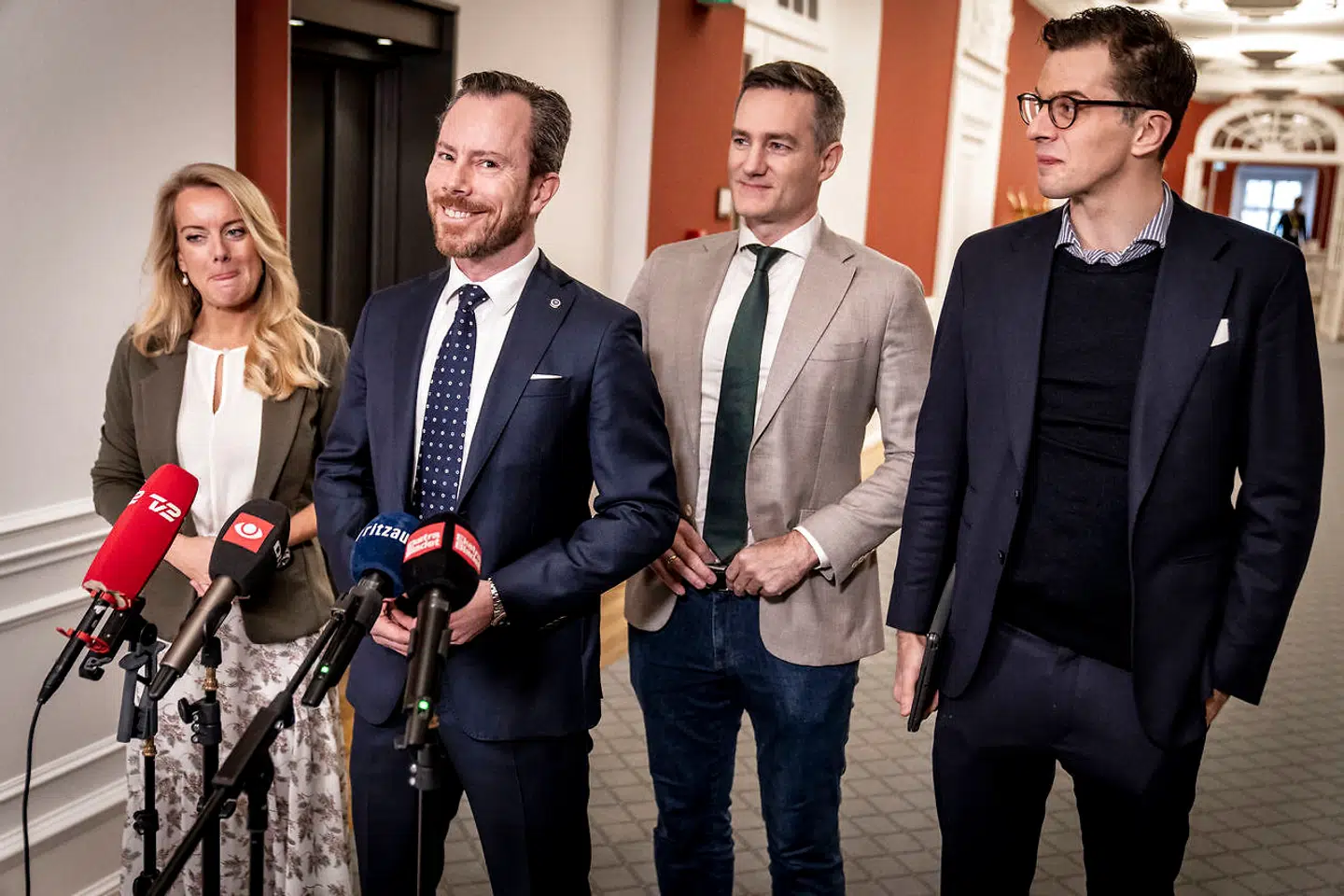 Jeg har ikke hørt dansk erhvervsliv tale om, at Danmark skal satse på atomkraft. Derfor forstår jeg jeg ikke, at borgerlige danske partier går i brechen for det, mener Morten Helveg Petersen.