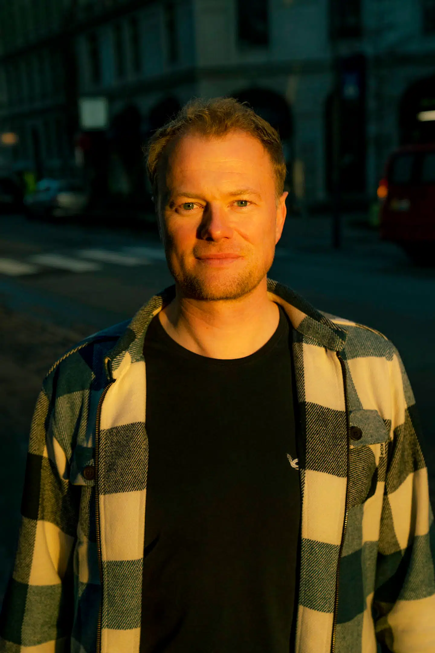 Christian Degn starter snart en ny tilværelse som far og glæder sig til at opleve, hvad København har at byde på, når man har børn. »Nu har jeg i en del år ligget og sovet tømmermændene ud, mens andre har spist brunch,« siger han.