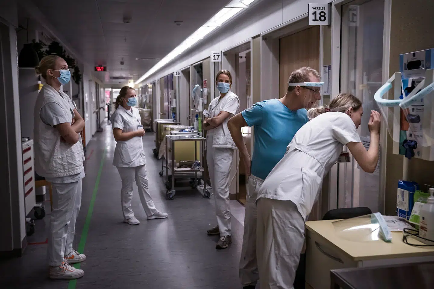 Hver tredje hospitalsansat i hovedstaden kan forvente en bonus fra regeringens vinterpakke på en milliard.