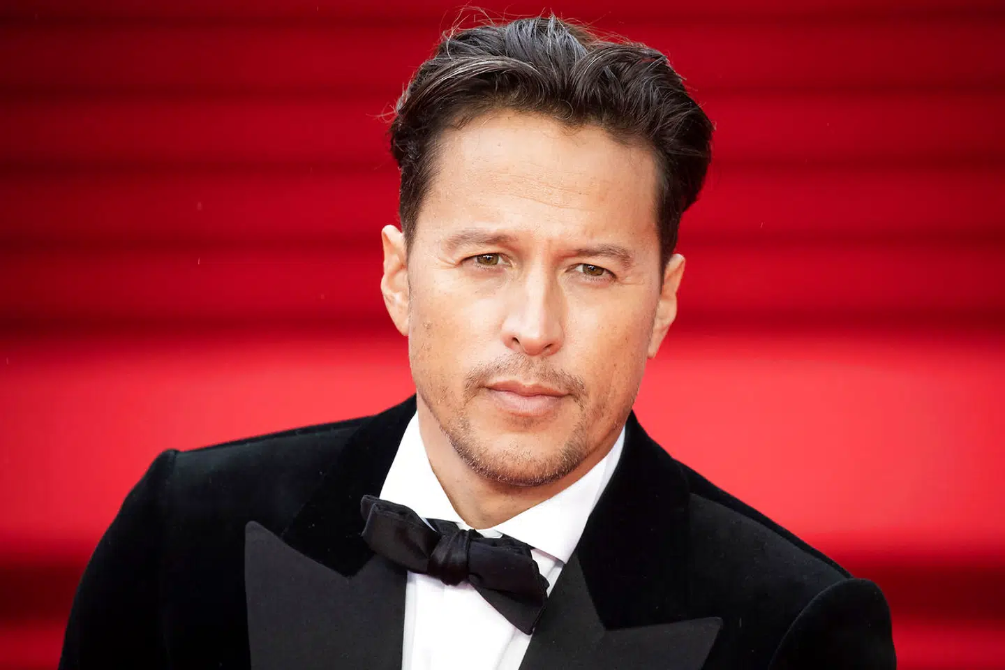 Instruktøren Cary Joji Fukunaga er executive producer på René Redzepis kommende TV-serie Omnivore. Her poserer Fukunaga for fotograferne i forbindelse med premieren på den seneste Bond film »No Time To Die« i fjor.