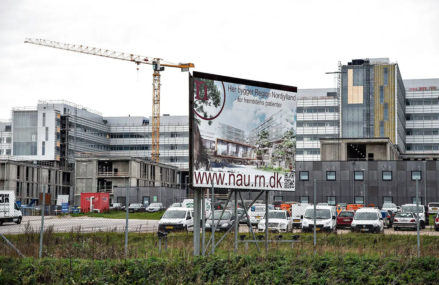 Byggeriet af det nye supersygehus i Nordjylland har endnu engang overskredet budgettet. Sygehuset bygges i Aalborg Øst og bliver på 170.000 kvadratmeter.