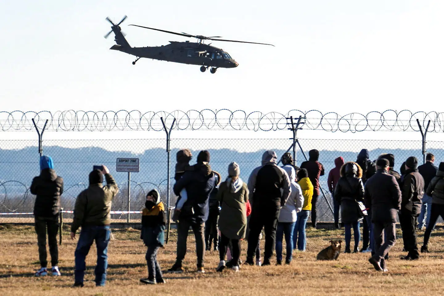 Amerikanske tropper ankommer her til Polen for at styrke Østeuropa i tilfælde af en russisk invasion af Ukraine. Det sendte rystelser gennem aktiemarkederne.