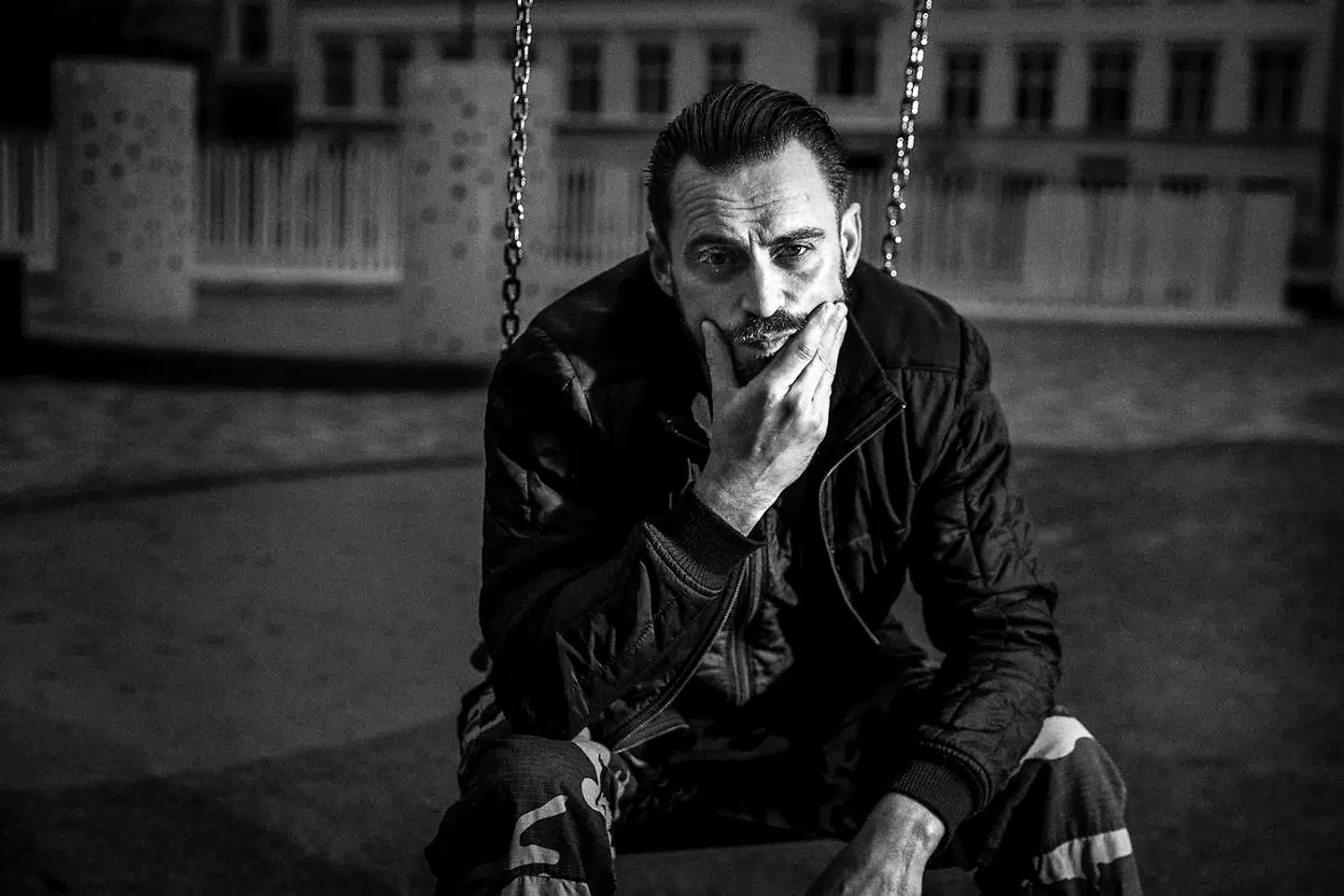 Jokeren, med det borgerlige navn Jesper Dahl, har sammen med en tidligere radiovært tilbudt at lave en sang om Hørsholm Kommune for 13.000 kroner.