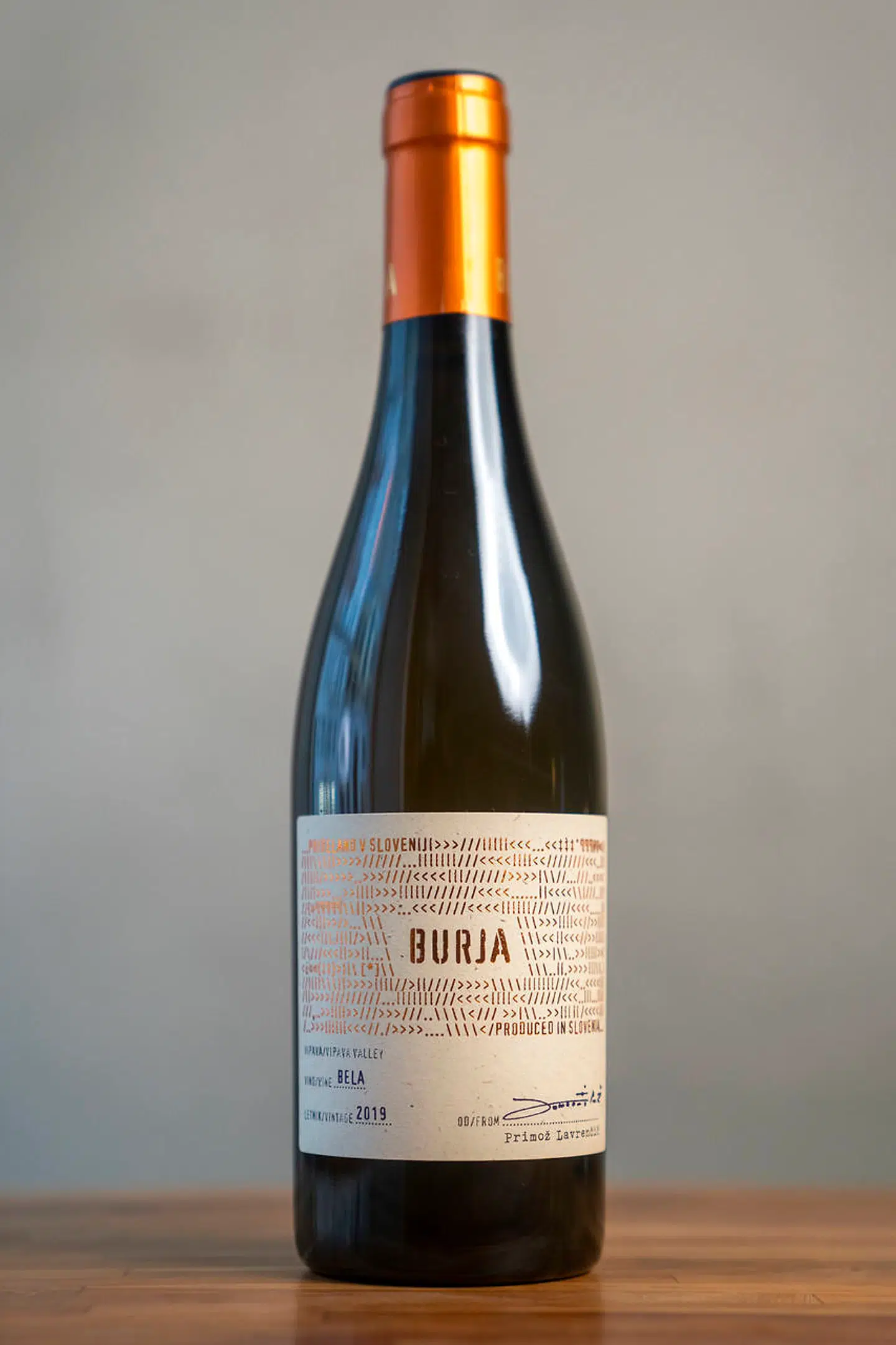 2019 Bela fra Burja i Slovenien.