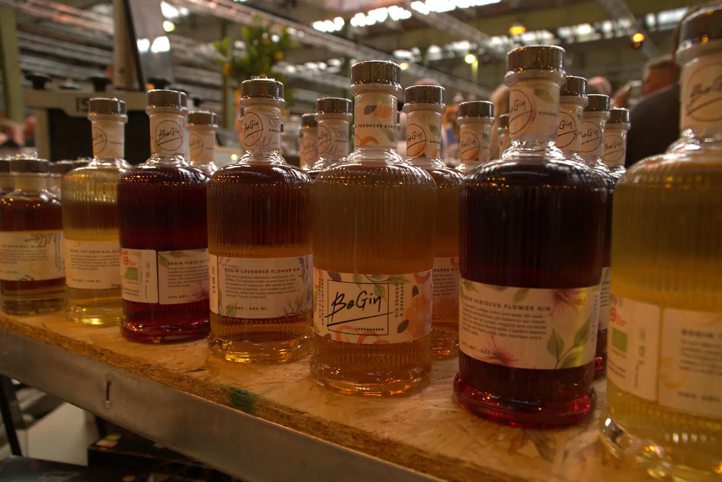 Nye smage har fundet vej til ginuniverset, som også fået mere farve.