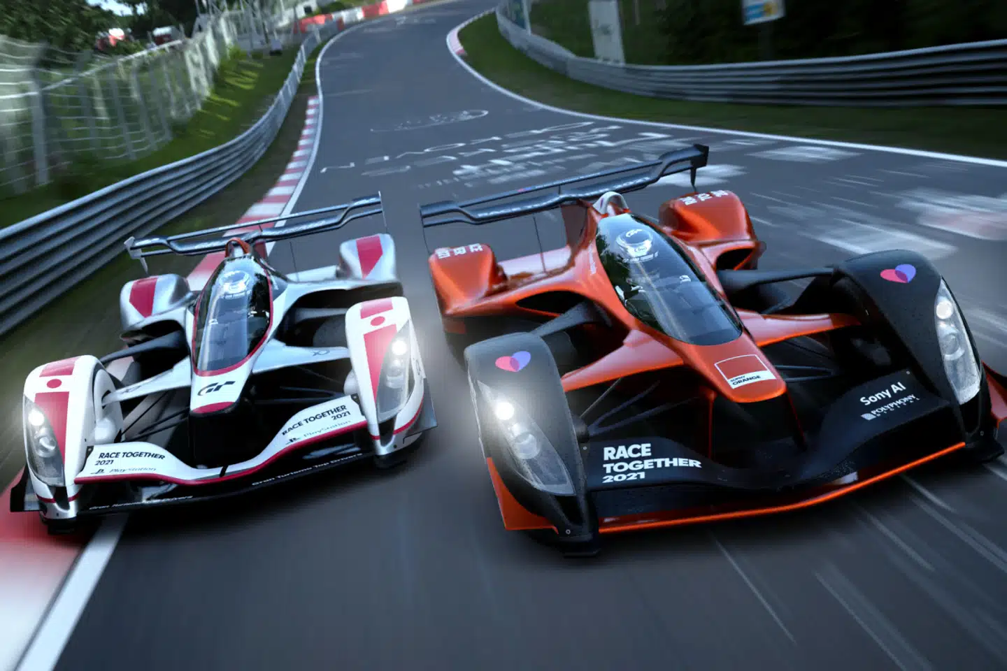 Det kræver lynhurtige og mange samtidige beslutninger at spille bilspillet »Gran Turismo« på topplan. Derfor skulle der trænes godt, før elektronikgiganten Sonys robot med kunstig intelligens var klar til at slå nogle af verdens bedste spillere.