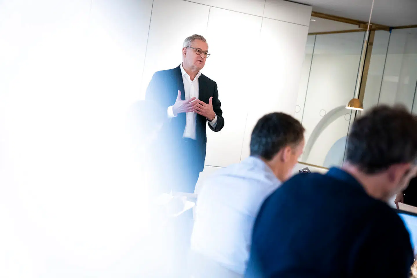 Søren Skou, topchef i Mærsk, vil ikke se uvaccinerede møde fysisk ind på arbejde.