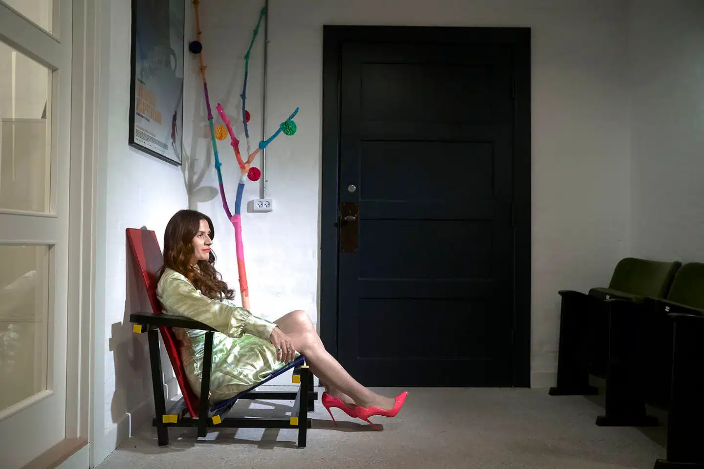 Sahra-Josephine Hjorth er kendt som succesfuld iværksætter med firmaet Canopylab. Men ifølge Ekstra Bladet er billedet ved at krakelere.