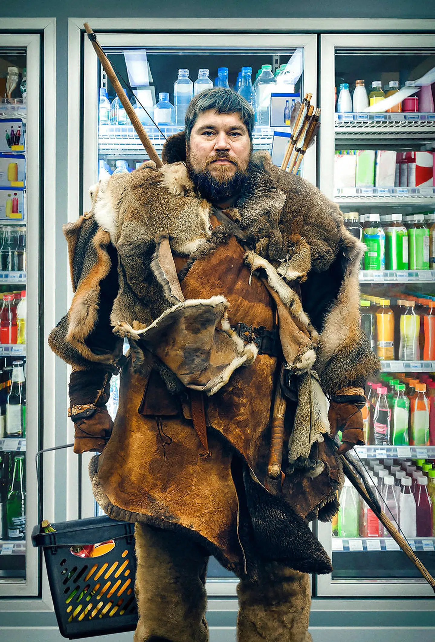 Rasmus Bjerg går – som alle mænd i midtvejskrise – ikke ned på udstyr. Foto: Nordisk Film