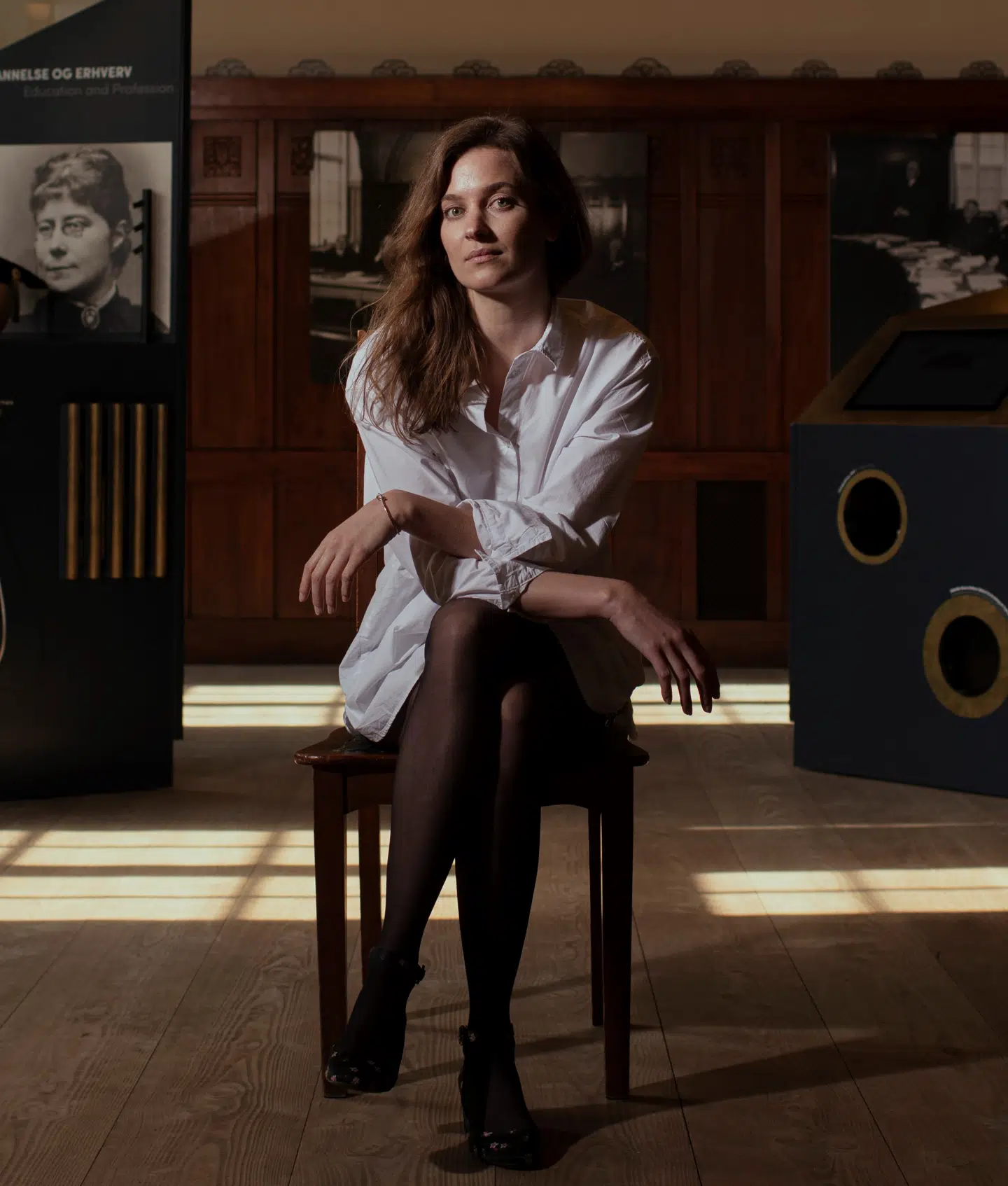 »Men vi insisterer også på at lytte nysgerrigt og på at dokumentere, at der findes personer, der hverken føler sig som kvinder eller mænd,« siger direktør for KØN – Gender Museum Denmark, Julie Rokkjær Birch.