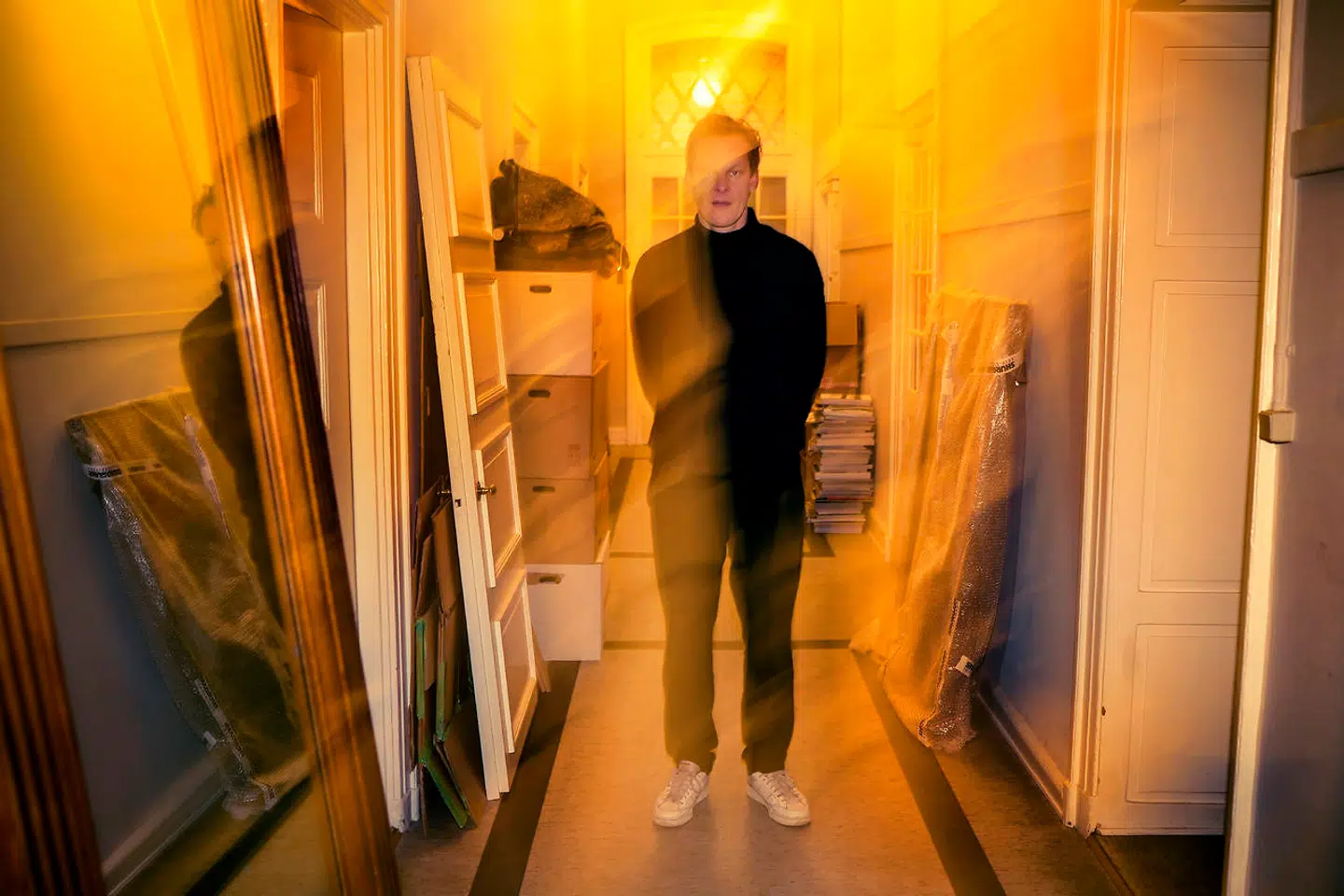 »Det er problematisk, at man spørger fem eksperter ved en lukket proces, og at det er nok til, at man afgør, at »Salvador Mundi« er lavet af Leonardo DaVinci,« mener instruktøren Andreas Koefoed.