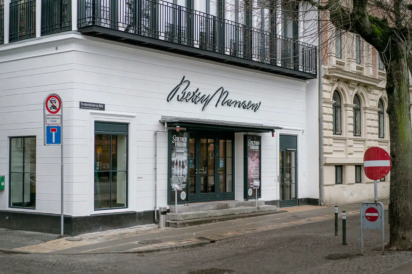 Pludselig ligner Betty Nansen Teatret en rigtig bygning – og navnet Betty Mansen skal nok vække opsigt.