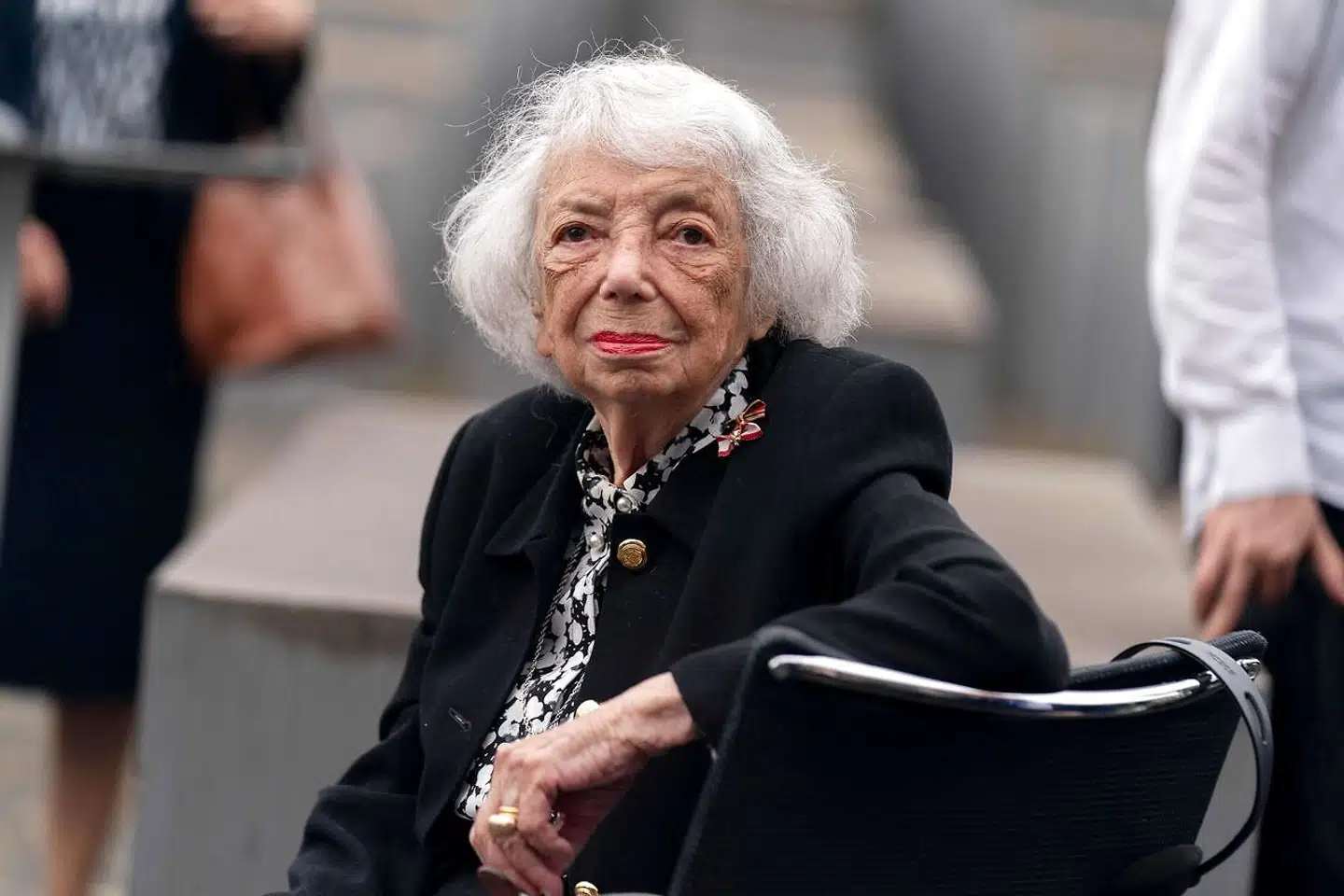 Margot Friedländer var 23 år, da hun blev sendt til Theresienstadt. Modsat resten af sin familie lykkedes det for Margot Friedländer at overleve opholdet i koncentrationslejren.