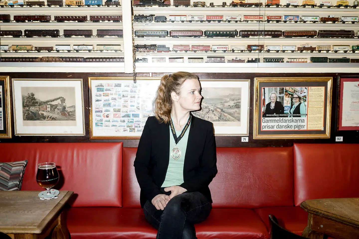 Jernbanecafeens nye ejer, Xenia Norre Rasmussen, har ikke tænkt sig at ændre på indretningen, som er en del af historien, fortæller hun.