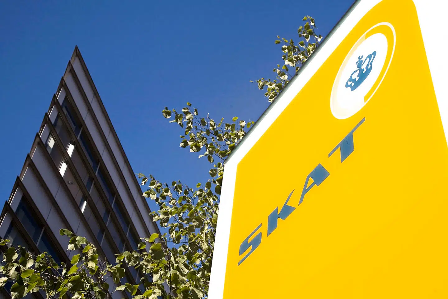 Det er på det nærmeste en folkesport at sidde i kø på Skat.dk, når der åbnes for adgangen til årsopgørelsen. I år sker dette officielt mandag 14. marts, men som regel åbnes der allerede for adgang fredagen forinden.