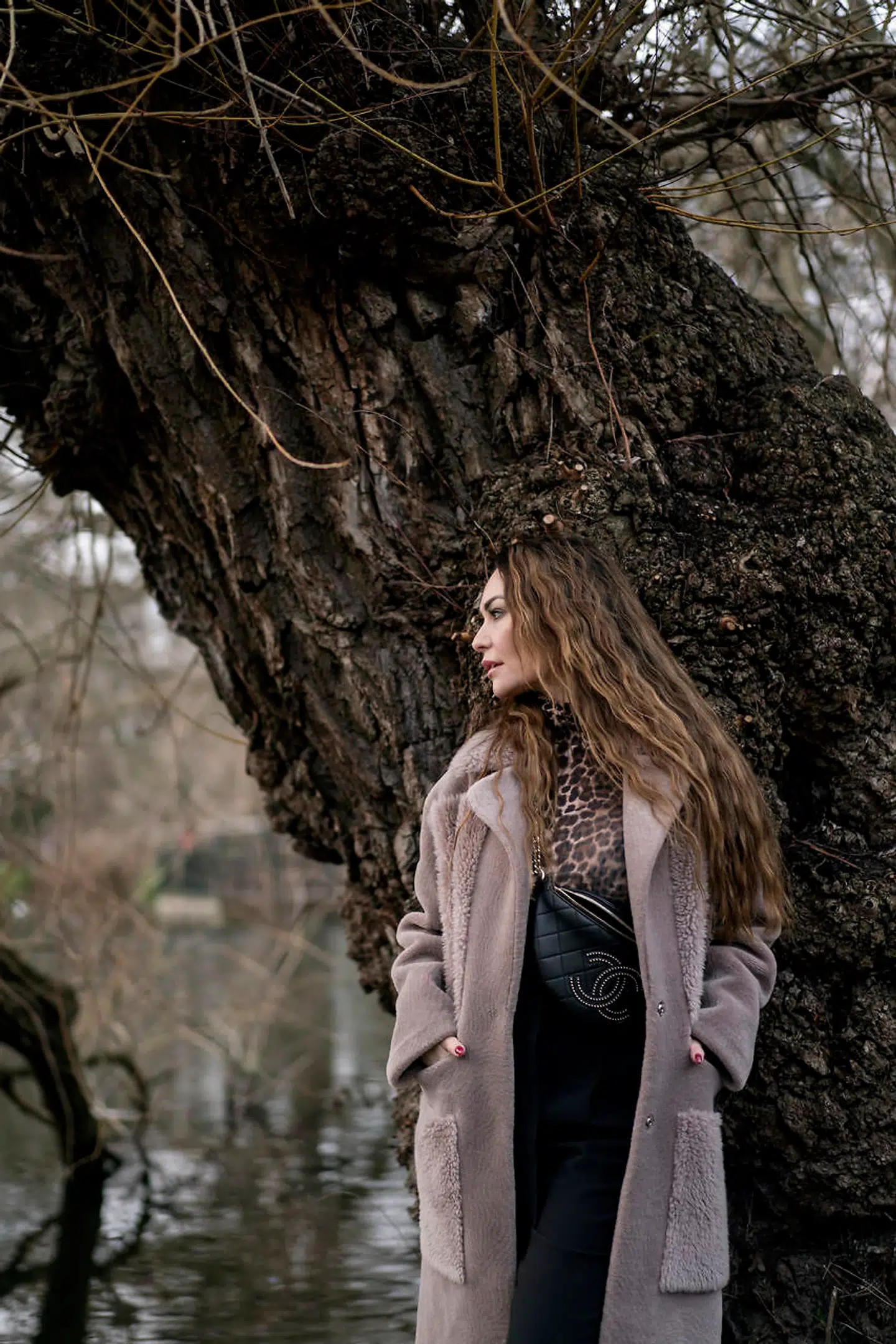 Udover ikke at ville have flere børn af frygten for igen at stå som enlig mor til et spædbarn – endda med kolik – har Mascha Vang også tænkt over, om det er ansvarligt at få flere børn med hendes usikre erhverv som influencer. »Jeg har et meget usikkert job, og jeg vil selv forsørge mig selv og mit barn. Hvem siger, at jeg ville være sikker på at kunne det med to eller tre børn?«