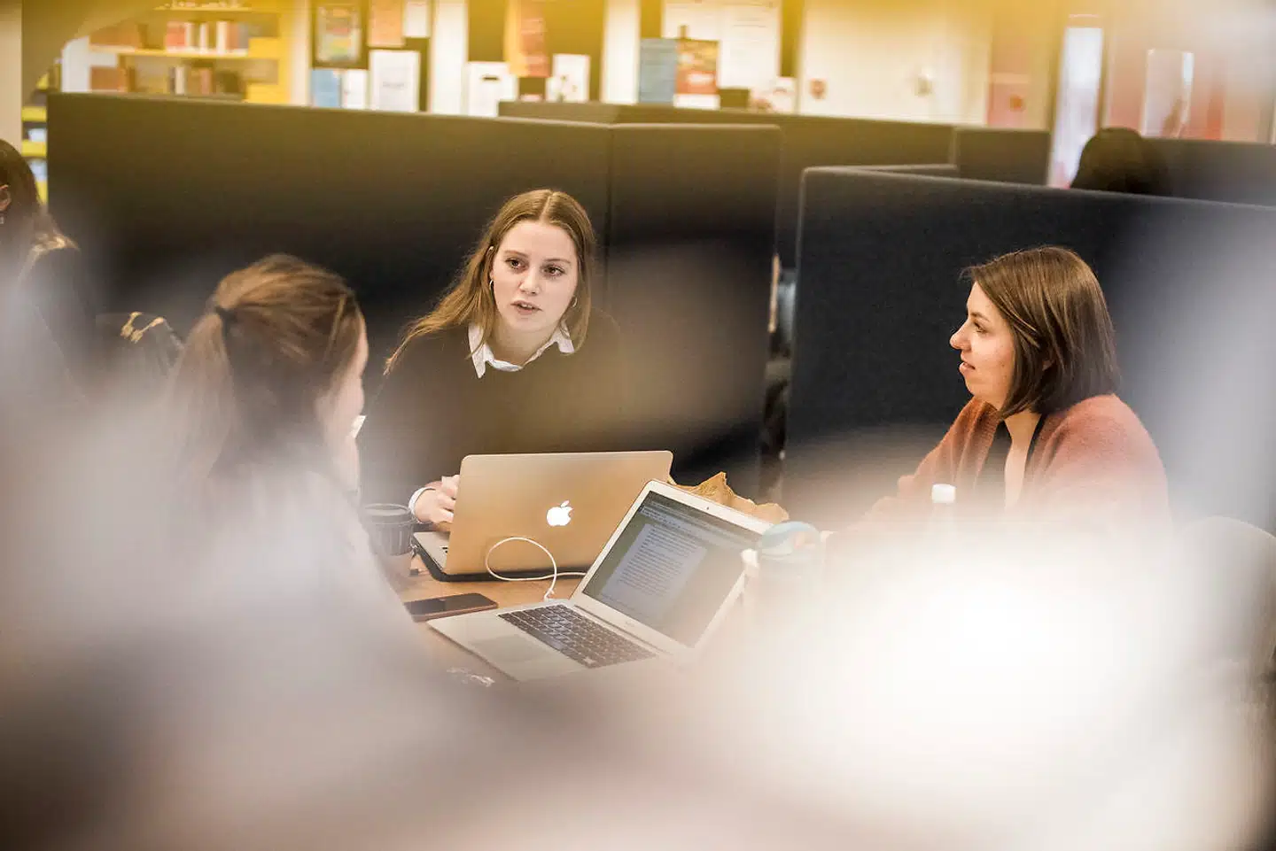 »Den helt afgørende forudsætning for universiteternes succes – og dermed også universiteternes muligheder for at bidrage med svar på nutidens store udfordringer – er akademisk frihed,« skriver Jens Ringsmose.