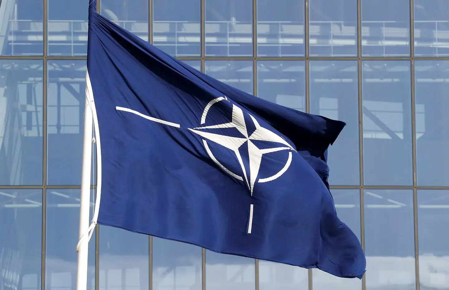 Arkivfoto af NATO-flag.