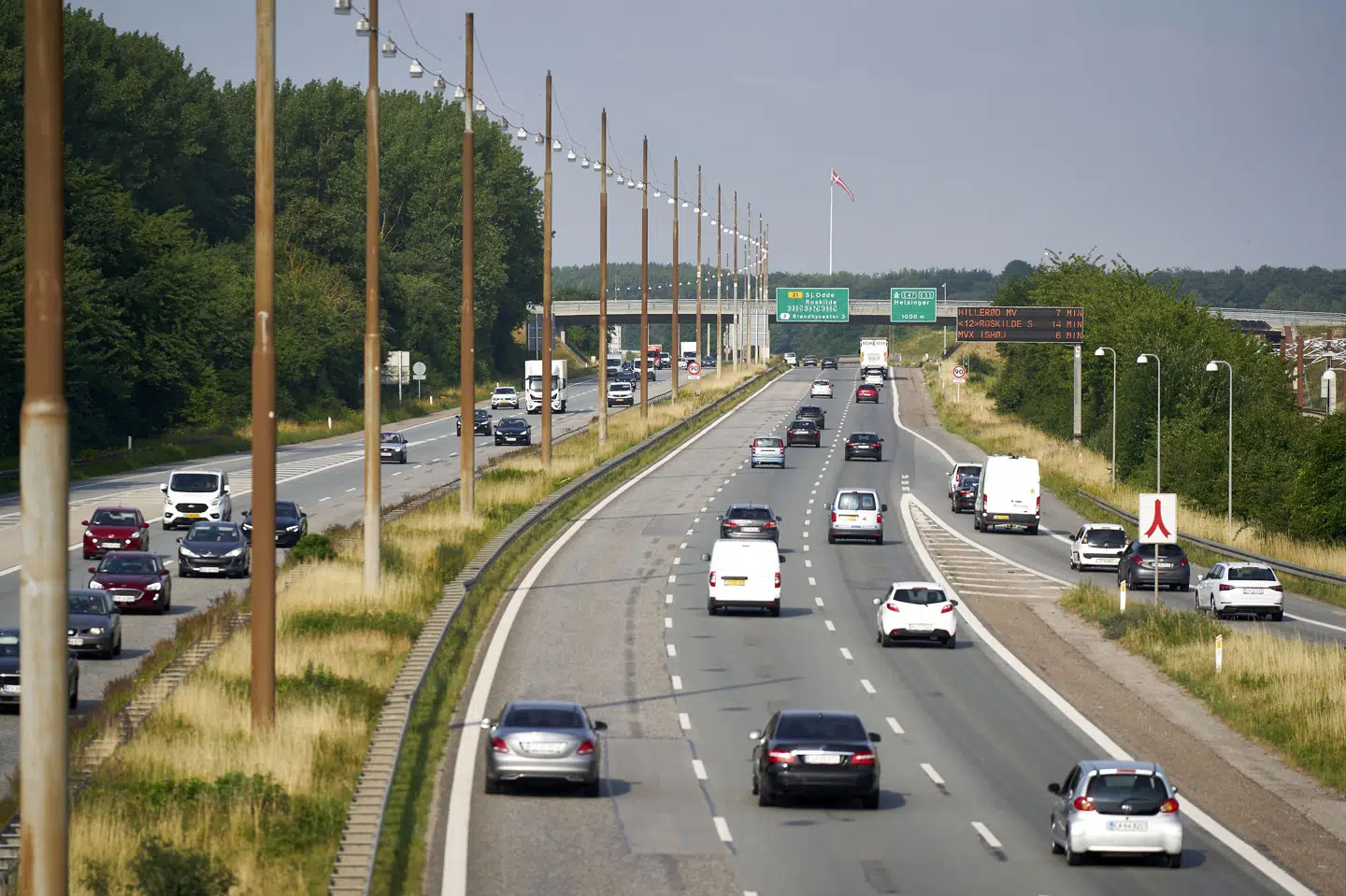 Der registreres omkring 2300 motorvejsuheld årligt. (Arkivfoto) Signe Goldmann/Ritzau Scanpix
