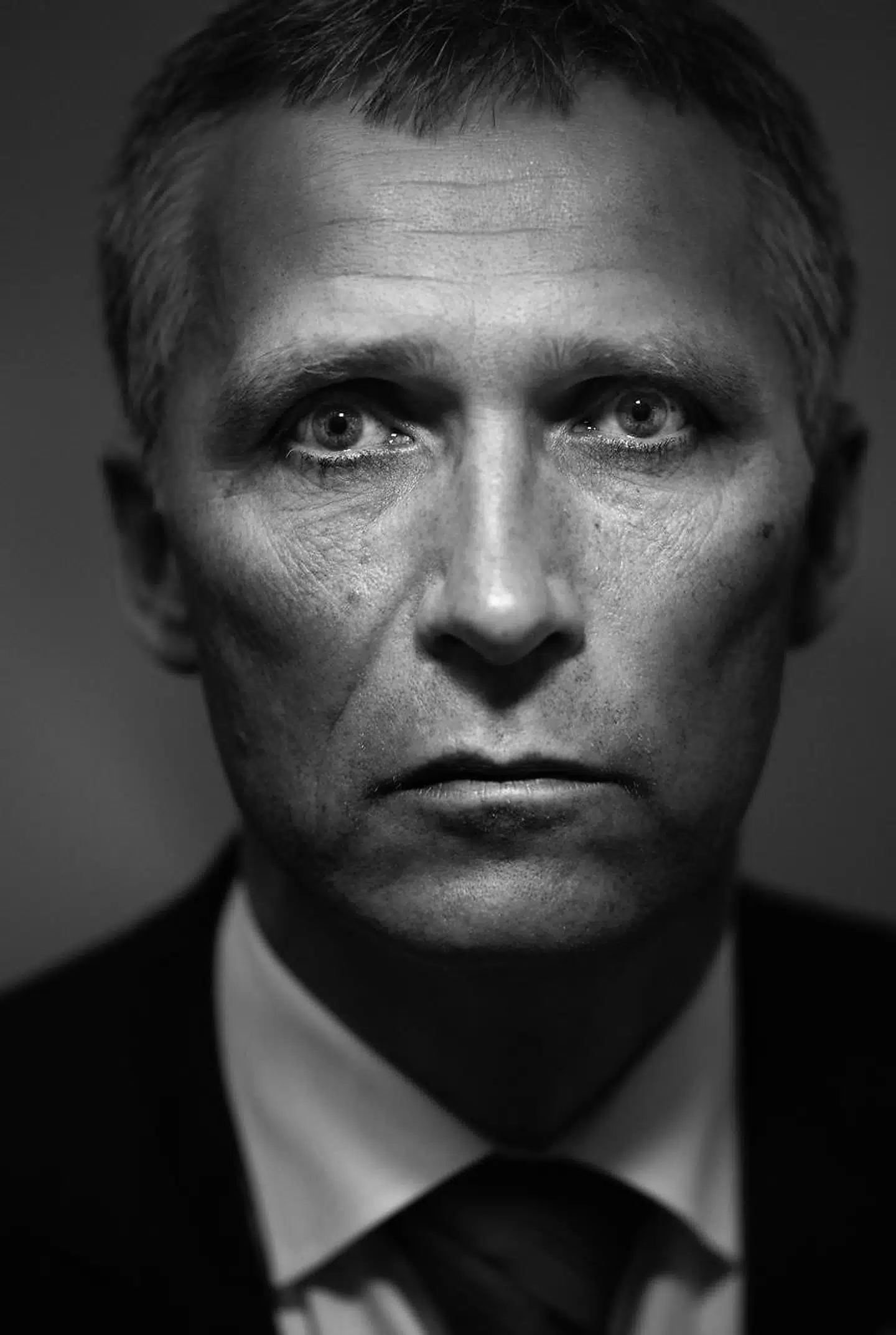 »Hver og en af dem, som er gået bort, er en tragedie. Tilsammen udgør tabet en national tragedie. Vi kæmper fortsat for at begribe omfanget,« sagde den daværende norske statsminister Jens Stoltenberg i sin tale til nationen efter terrorangrebet i 2011.