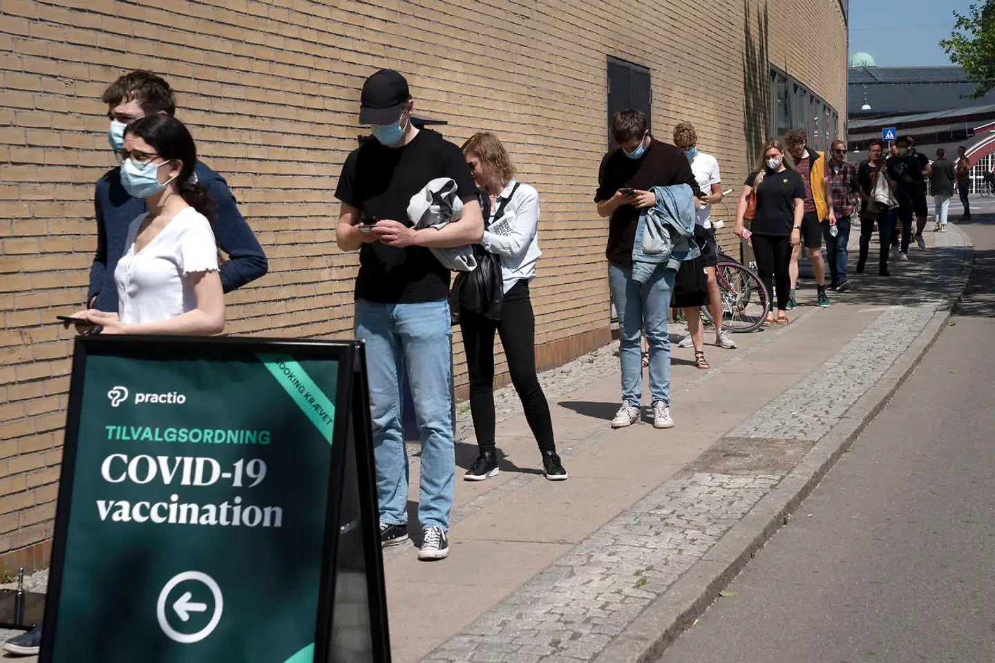 Der var lange køer til DGI-byen i sommer, da Practio begyndte at tilbyde danskere at blive vaccineret med Johnson & Johnson. Nu får selskabet igen en vigtig rolle i vaccineudrulningen.